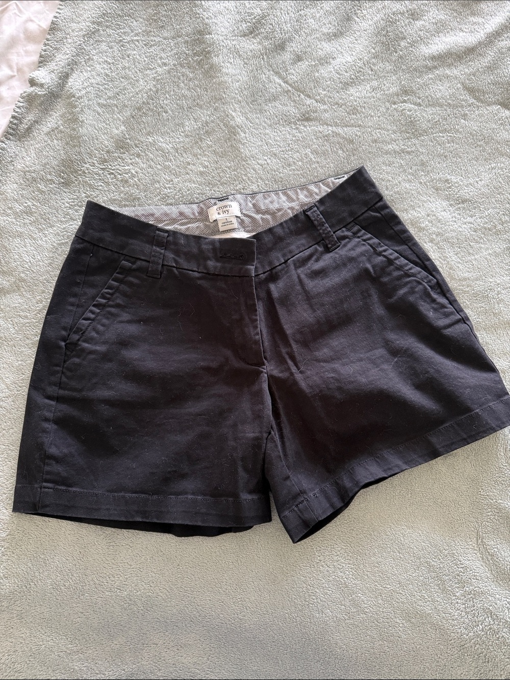 Women's Black Chino Shorts size 2, Crown and Ivy